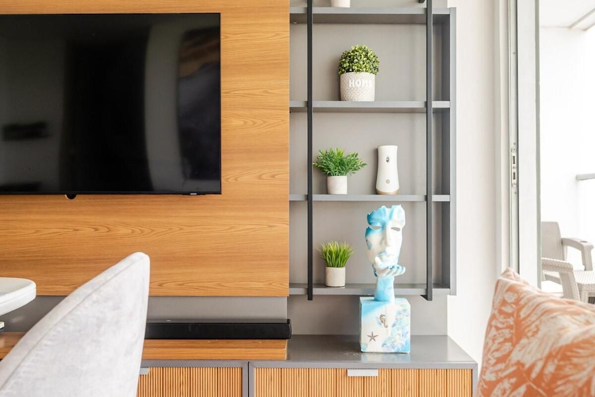 Apartamento Moderno Y Lujoso Con Vista Al Mar Piso19 - Cerca A La Ciudad Amurallada
