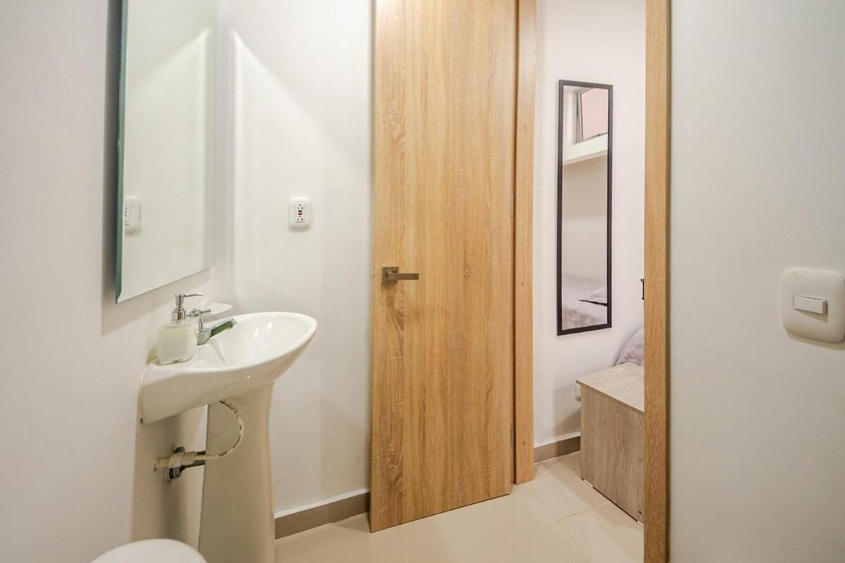 Moderno Y Lujoso Con Vista Al Mar Piso19 - Cerca A La Ciudad Amurallada Apartamento