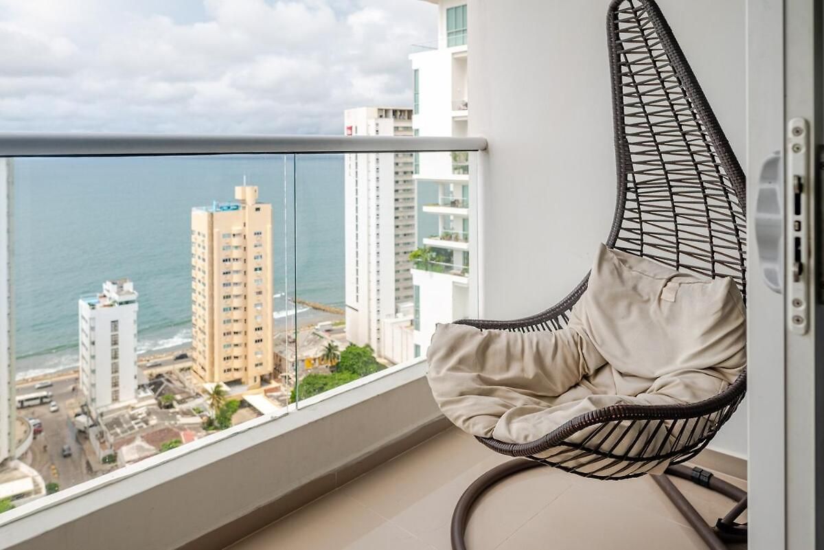 Moderno Y Lujoso Con Vista Al Mar Piso19 - Cerca A La Ciudad Amurallada Apartamento *