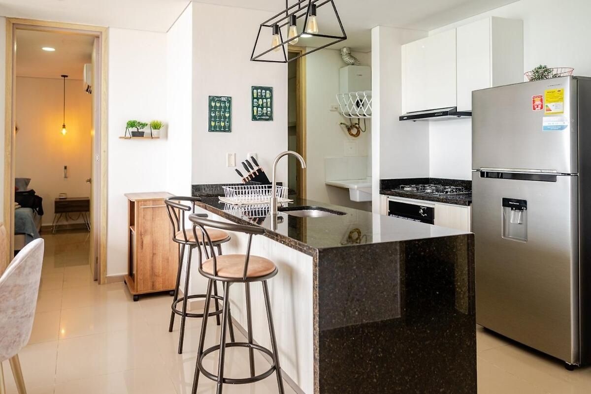 Moderno Y Lujoso Con Vista Al Mar Piso19 - Cerca A La Ciudad Amurallada Apartamento *