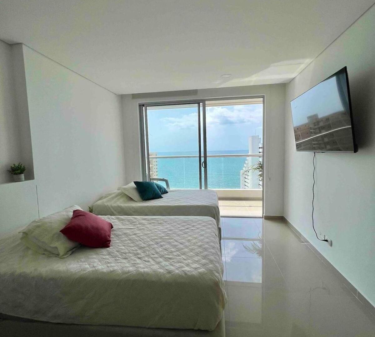 Moderno Y Lujoso Con Vista Al Mar Piso19 - Cerca A La Ciudad Amurallada Apartamento