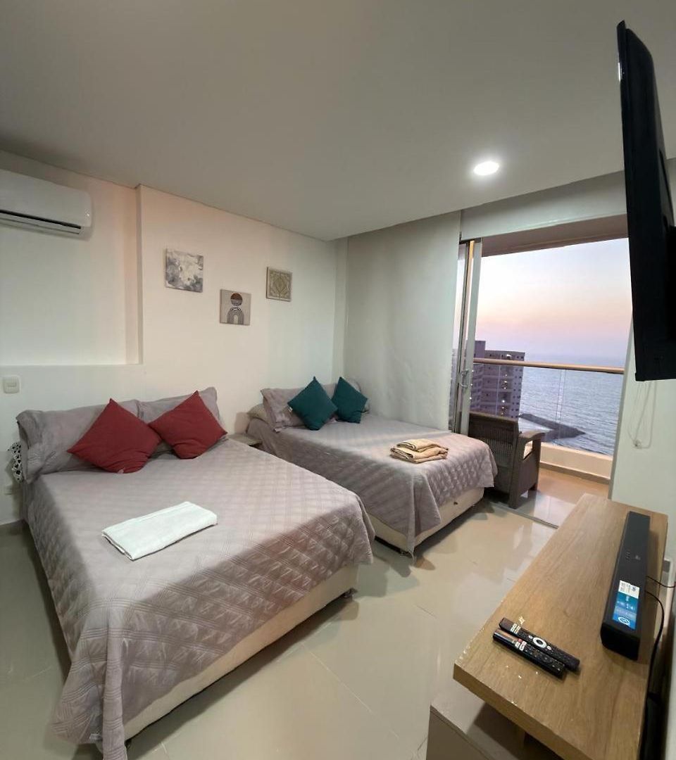 Apartamento Moderno Y Lujoso Con Vista Al Mar Piso19 - Cerca A La Ciudad Amurallada *