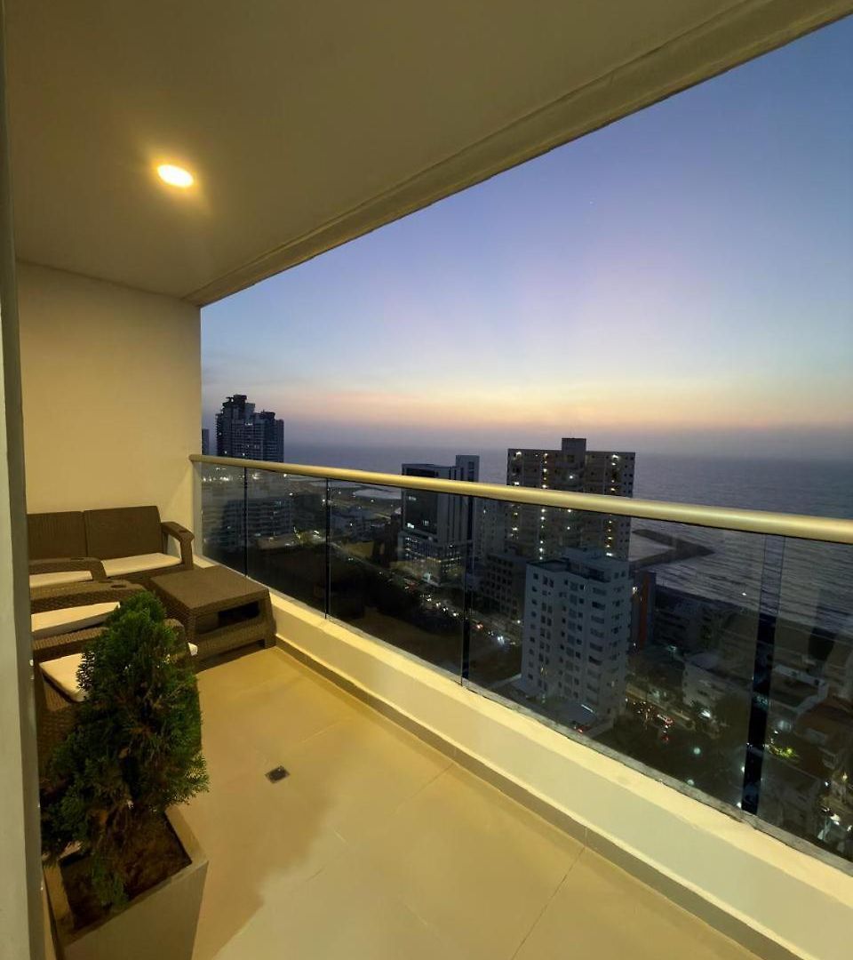Moderno Y Lujoso Con Vista Al Mar Piso19 - Cerca A La Ciudad Amurallada