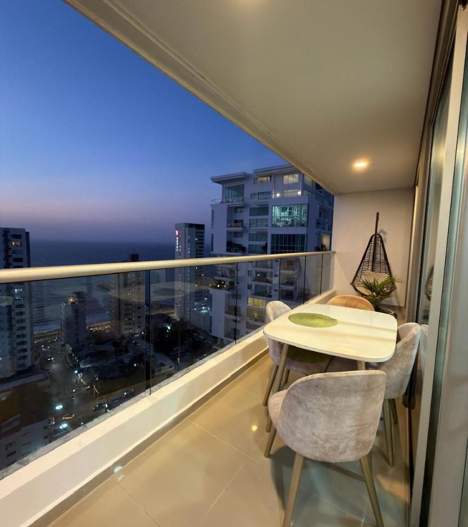 Moderno Y Lujoso Con Vista Al Mar Piso19 - Cerca A La Ciudad Amurallada Apartamento