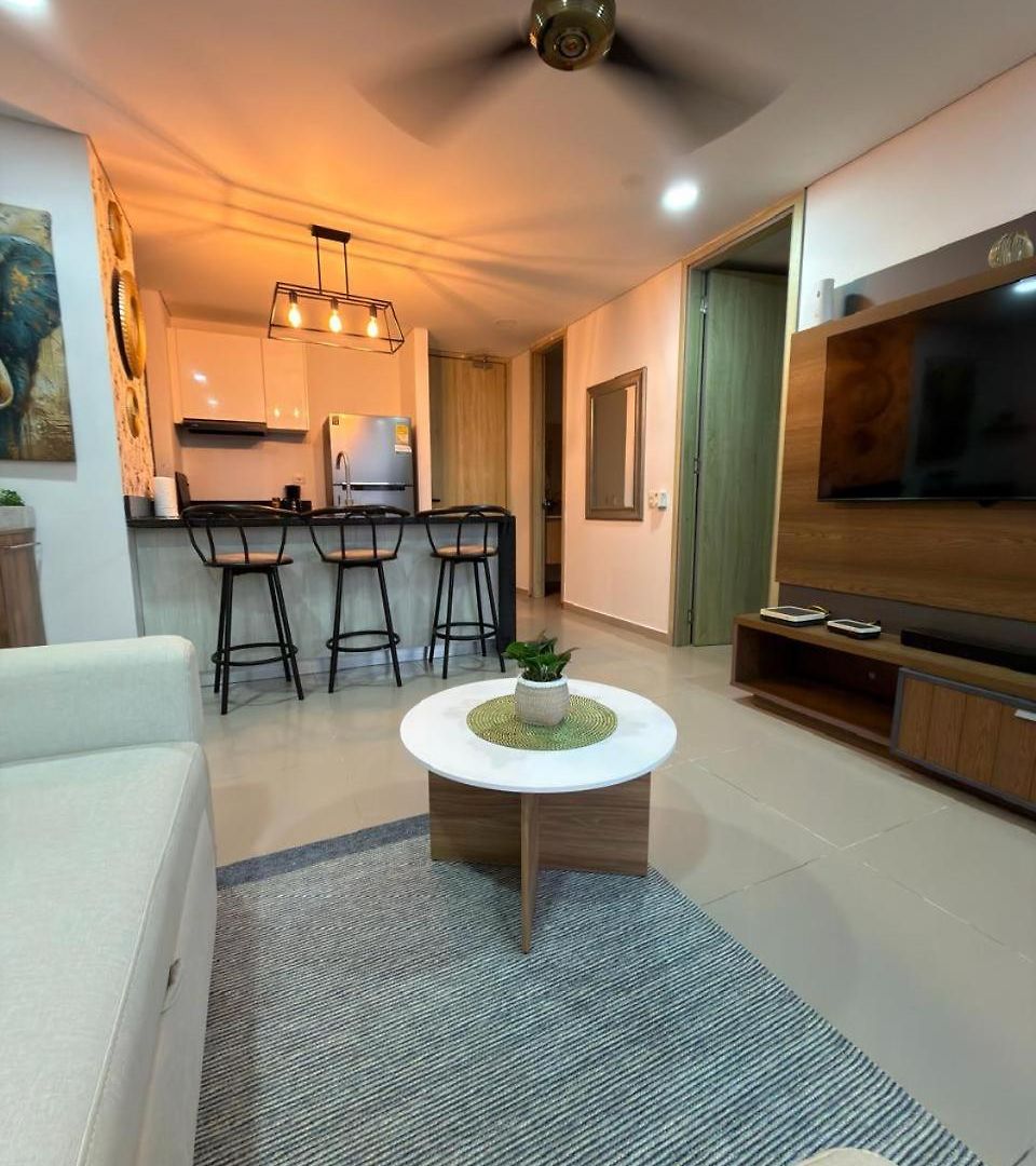 Apartamento Moderno Y Lujoso Con Vista Al Mar Piso19 - Cerca A La Ciudad Amurallada *