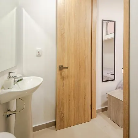 Moderno Y Lujoso Con Vista Al Mar Piso19 - Cerca A La Ciudad Amurallada Apartamento