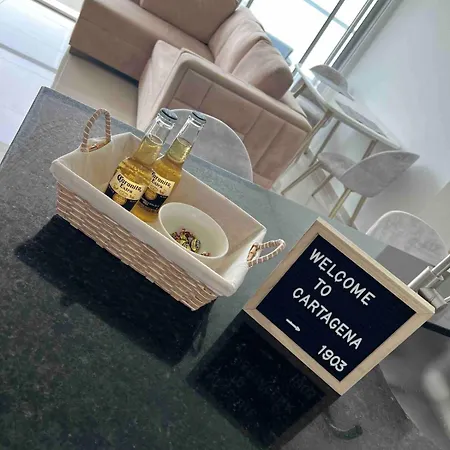 Apartamento Moderno Y Lujoso Con Vista Al Mar Piso19 - Cerca A La Ciudad Amurallada *
