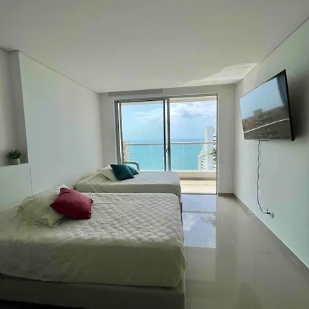 Moderno Y Lujoso Con Vista Al Mar Piso19 - Cerca A La Ciudad Amurallada Apartamento