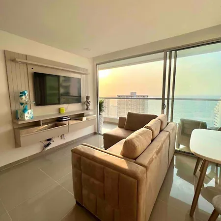 Apartamento Moderno Y Lujoso Con Vista Al Mar Piso19 - Cerca A La Ciudad Amurallada *