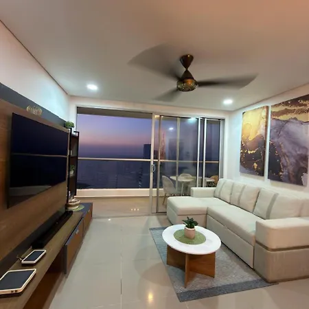 Apartamento Moderno Y Lujoso Con Vista Al Mar Piso19 - Cerca A La Ciudad Amurallada Cartagena