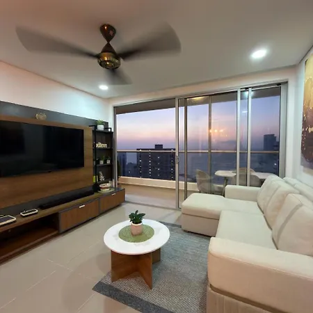 Moderno Y Lujoso Con Vista Al Mar Piso19 - Cerca A La Ciudad Amurallada