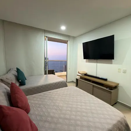 Moderno Y Lujoso Con Vista Al Mar Piso19 - Cerca A La Ciudad Amurallada Apartamento