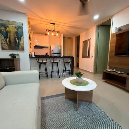 Moderno Y Lujoso Con Vista Al Mar Piso19 - Cerca A La Ciudad Amurallada